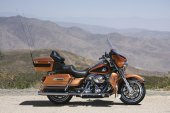 Harley-Davidson_FLHTCU_Ultra_Classic_Electra_Glide_2008