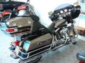 Harley-Davidson_FLHTCUI_Ultra_Classic_Electra_Glide_2004
