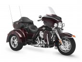 Harley-Davidson_FLHTCUTG_Tri_Glide_Ultra_Classic_2011