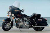 Harley-Davidson_FLHTI_Electra_Glide_Standard_2006
