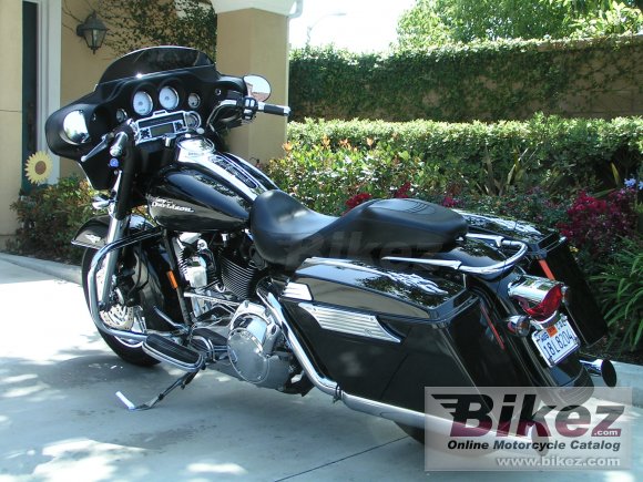 Harley-Davidson FLHX  Street Glide