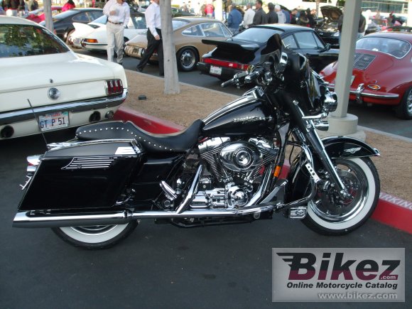 Harley-Davidson FLHX  Street Glide