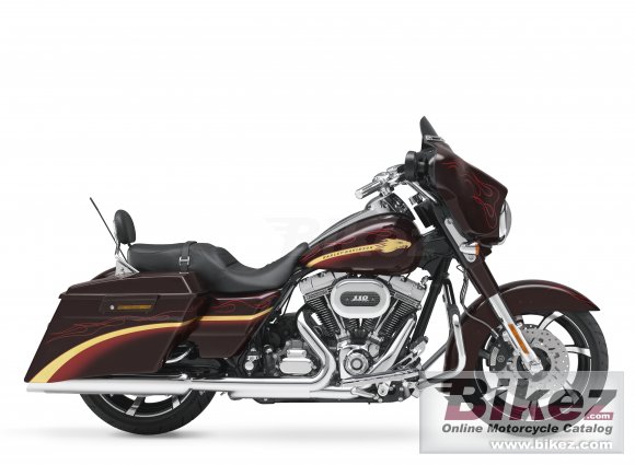 Harley-Davidson FLHXSE CVO Street Glide