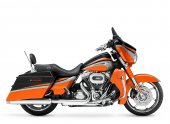 Harley-Davidson FLHXSE2 CVO Street Glide