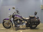 Harley-Davidson_FLSTC_Heritage_Softail_Classic_2000