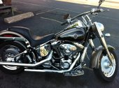 Harley-Davidson_FLSTFI_Fat_Boy_2004
