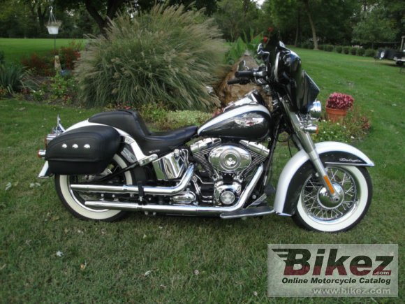 Harley-Davidson FLSTN Softail Deluxe