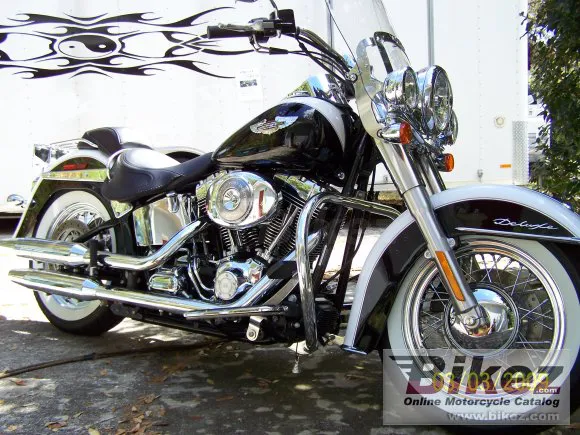 Harley-Davidson FLSTN Softail Deluxe