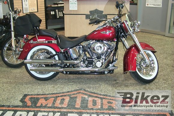 Harley-Davidson FLSTN Softail Deluxe