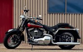 Harley-Davidson_FLSTSCI_Softail_Springer_Classic_2005