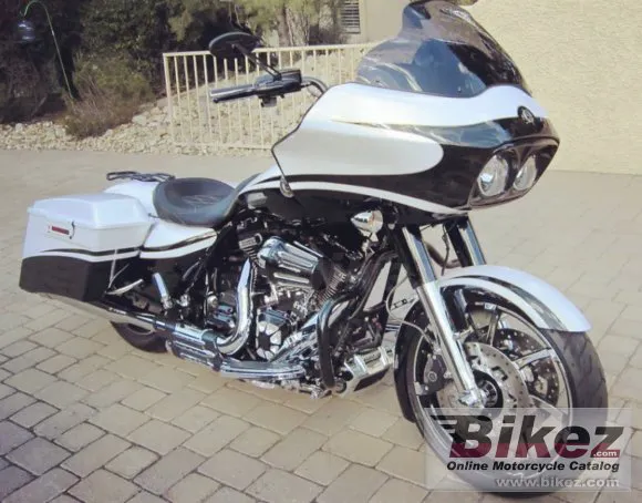 Harley-Davidson FLTRXSE CVO Road Glide Custom