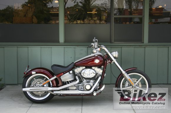 Harley-Davidson FXCW Softail Rocker