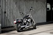 Harley-Davidson_FXDB_Dyna_StreetBob_2012