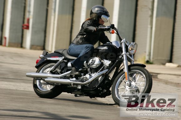 Harley-Davidson FXDC Dyna Super Glide Custom