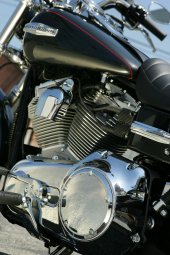 Harley-Davidson_FXDC_Dyna_Super_Glide_Custom_2007