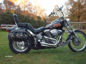 Harley-Davidson_FXSTC_1340_Softail_Custom_%28reduced_effect%29_1989