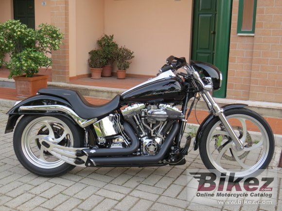 Harley-Davidson FXSTD Softail Deuce