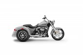 Harley-Davidson_Freewheeler_2020