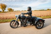 Harley-Davidson_Freewheeler_2021