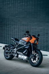 Harley-Davidson_LiveWire_2021