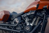 Harley-Davidson_Low_Rider_ST_2024