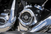 Harley-Davidson_Road_Glide_2017