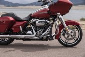 Harley-Davidson_Road_Glide_2019