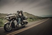 Harley-Davidson_Road_Glide_Ultra_2016