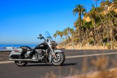 Harley-Davidson_Road_King_2022