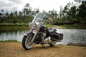 Harley-Davidson_Road_King_Classic_2016