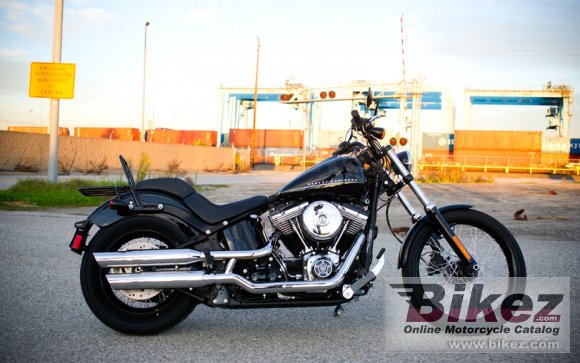 Harley-Davidson Softail Blackline Dark Custom