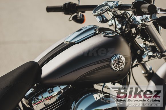 Harley-Davidson Softail Breakout