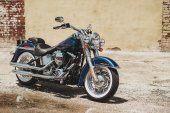 Harley-Davidson_Softail_Deluxe_2016
