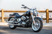 Harley-Davidson_Softail_Deluxe_2014