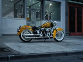 Harley-Davidson_Softail_Deluxe_2016