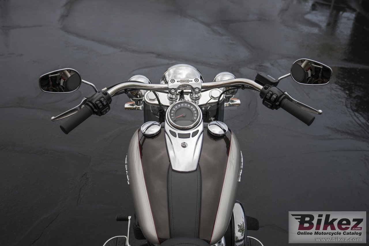 Harley-Davidson Softail Deluxe