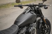 Harley-Davidson_Softail_Fat_Bob_2018