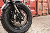 Harley-Davidson_Softail_Fat_Bob_2019