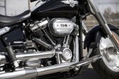 Harley-Davidson_Softail_Fat_Boy_114_2019