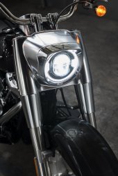 Harley-Davidson_Softail_Fat_Boy_114_2018