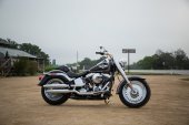 Harley-Davidson_Softail_Fat_Boy_2016