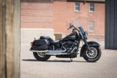 Harley-Davidson_Softail_Heritage_Classic_2019