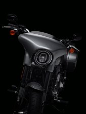 Harley-Davidson_Sport_Glide_2021