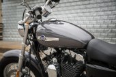 Harley-Davidson_Sportster_1200_Custom_2017