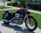 Harley-Davidson_Sportster_883_Hugger_1996