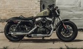 Harley-Davidson_Sportster_Forty-Eight_Dark_Custom_2016