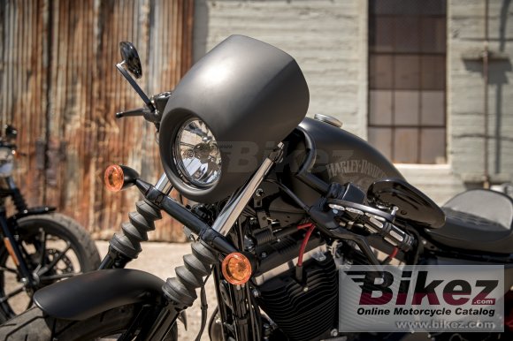 Harley-Davidson Sportster Iron 883