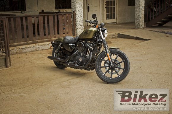 Harley-Davidson Sportster Iron 883