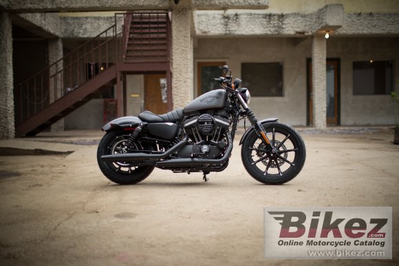 Harley-Davidson Sportster Iron 883