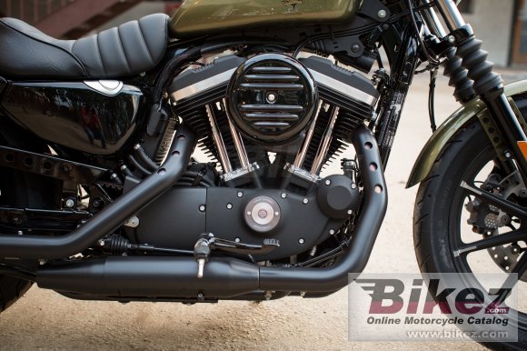 Harley-Davidson Sportster Iron 883